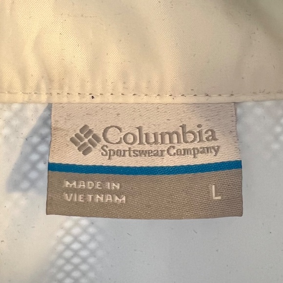 Columbia Women's White Windbreaker with Hidden Hood - Picture 2 of 8